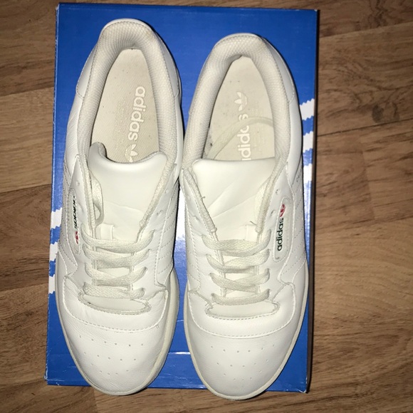 yeezy powerphase og